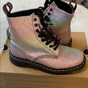 Women’s Dr. Martens Boots New